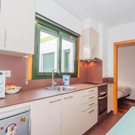 Ybh Velazquez M 47, 4 فيجو