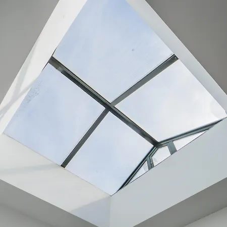 Ybh Velazquez M 47, 4 *